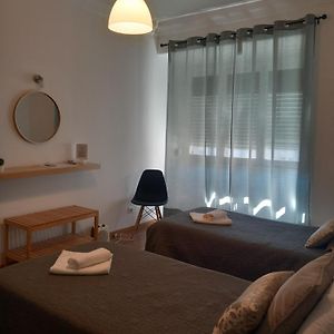 Zimmer mit zwei Einzelbetten